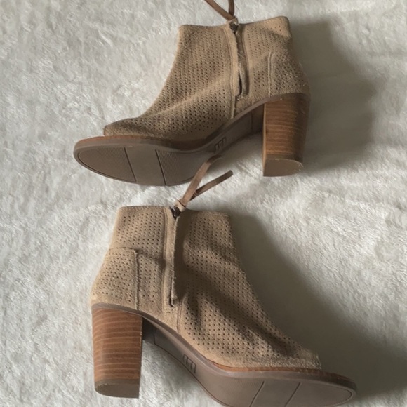 Toms Tan Heeled Boots with Perforated Suede Design - Picture 5 of 5